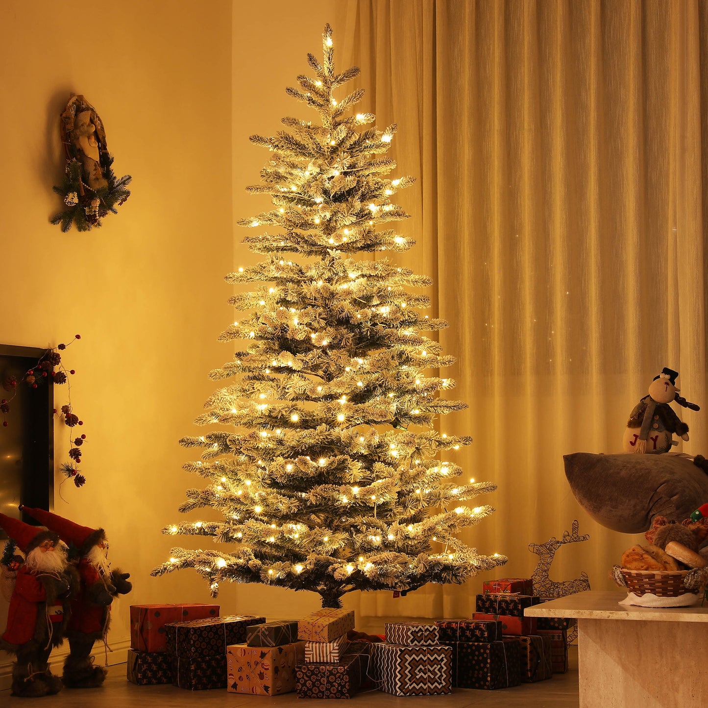 HOMCOM 6.5 ft Pre-Lit Mountain Pine Artificial Christmas Tree