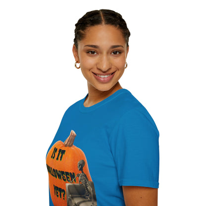 Is it Halloween yet? Skeleton's Giant Pumpkin Dark colors Unisex T-Shirt by CreepyCrafts.boo